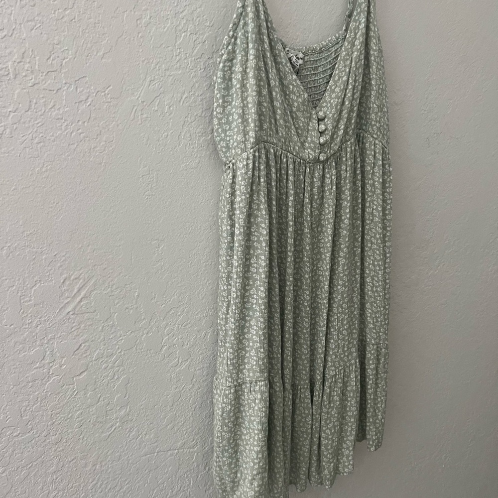 Green Spaghetti Strap Dress - Picture 5 of 7